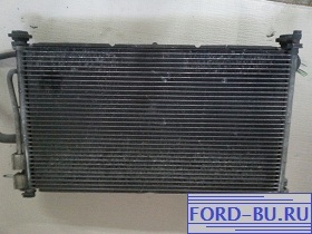 радиатор охлаждения для Ford Focus 1 1.6.jpg